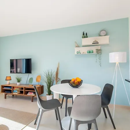 Bay View T1 - By Smarthomes Lejlighed